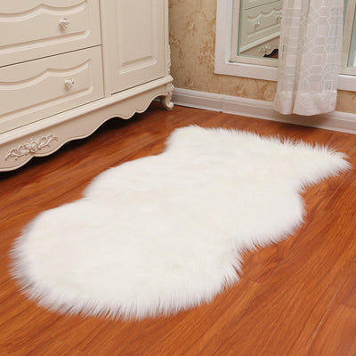 Vloerkleed – Onregelmatige vorm, anti-slip achterkant – Polyester, machine wasbaar, multi-gekleurde design — Wit