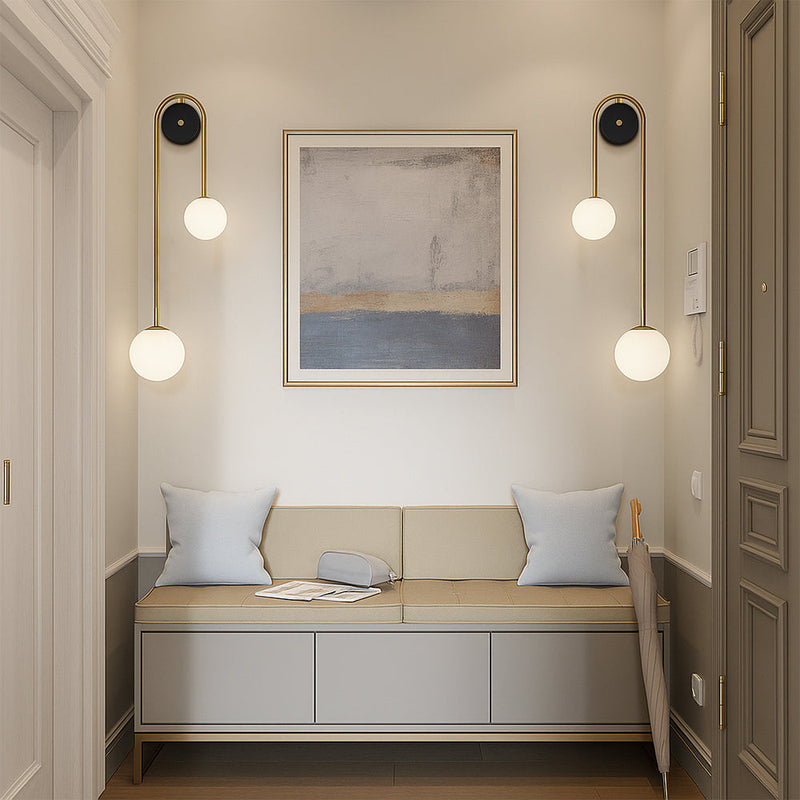 Wandlamp – Modern ontwerp met gebogen arm – Glazen scherm, geschikt voor diverse interieurstijlen