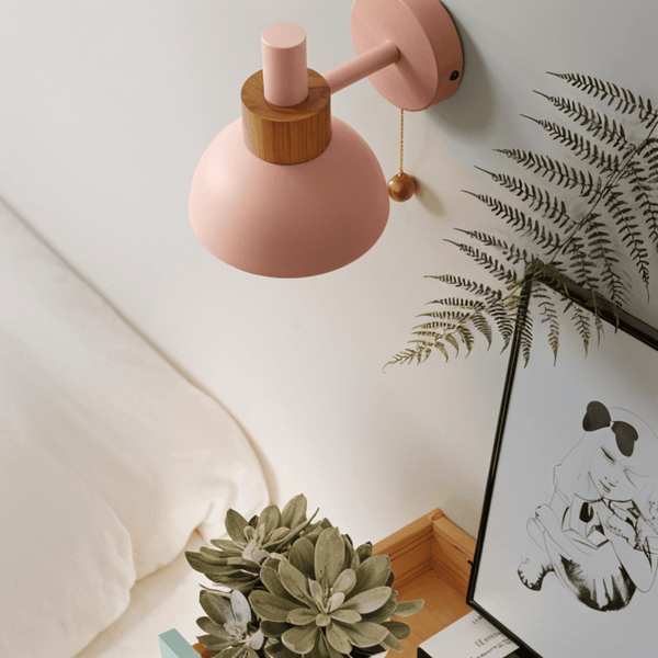 Wandlamp – Houten en ijzeren constructie – Met trekschakelaar, Macaron-stijl
