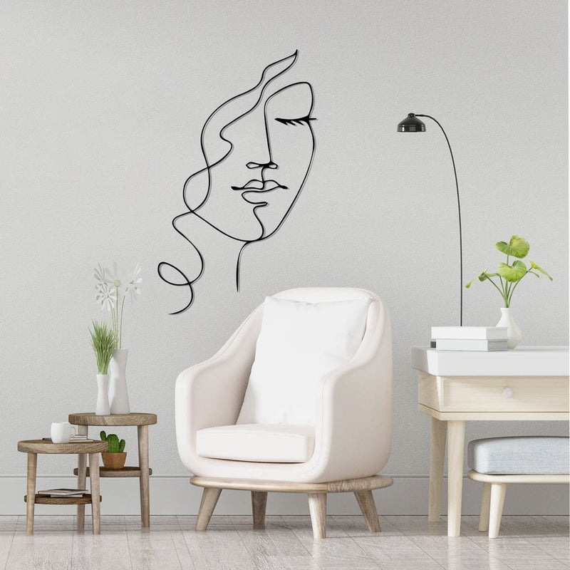 Metalen wanddecoratie – Vrouwelijk design met krullend haar – Duurzaam materiaal