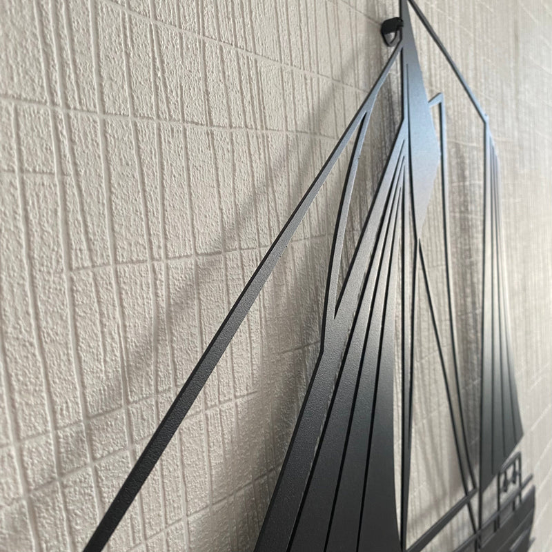 Metalen wanddecoratie – Zeilboot Ontwerp – Duurzaam Materiaal