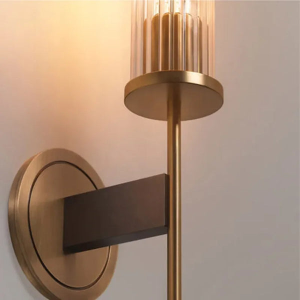 Wandlamp – Stijlvol geribbeld glas | Moderne verlichting met koperen afwerking
